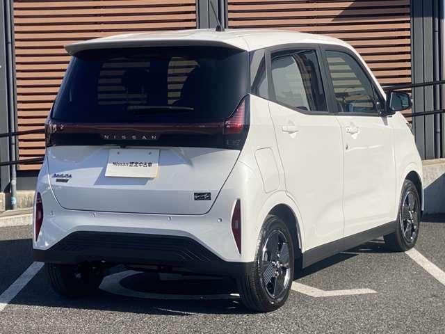 サクラ Ｘ　当社試乗車・メーカーナビ　アラウンドヴューモニター　運転席エアバック　ＡＡＣ　ＬＥＤヘッドランプ　試乗車　スマートキー　レーンアシスト　ＥＴＣ　盗難防止システム　キーレスエントリー　ワンオーナー　バックモニター　アルミホイール（2枚目）