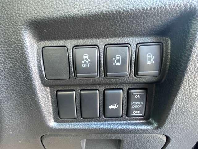 エルグランド ２．５　ＡＵＴＥＣＨ　運転席・助手席パワーシート・運転席・助手　エマージェンシーブレーキ　アラウンドビューモニター　両側電動スライドドア　ドライブレコーダー　ＬＥＤヘッドライト　インテリキー　ワンオーナー　クルコン　メモリーナビ　ＥＴＣ（18枚目）