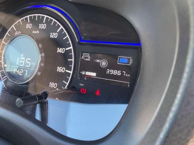 ノート １．２　ｅ－ＰＯＷＥＲ　Ｘ　Ｖセレクション　移動物検知付アラウンドビューモニター　アラウンドカメラ　運転席助手席エアバック　エアバッグ　衝突被害軽減装置　イモビライザー　ＬＥＤヘッドライト　パワーウインドウ　レーンアシスト　ＥＴＣ　アルミホイール　スマートキー　ドラレコ　Ｂカメラ（5枚目）