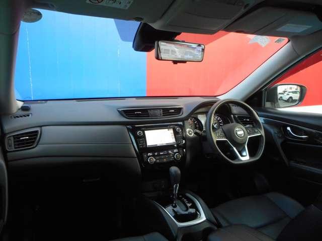 エクストレイル 2.0 20Xi ハイブリッド オートバックドア・スマートルームミラー 全周囲 車線逸脱警報 衝突被害軽減 ワンオーナー インテリジェントキー LED 盗難防止システム ETC ナビTV オートエアコン ABS ドライブレコーダー アルミホイール キーレス バックカメラ(4枚目)