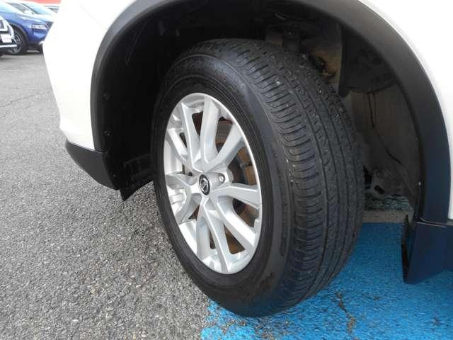 エクストレイル 2.0 20Xi ハイブリッド オートバックドア・スマートルームミラー 全周囲 車線逸脱警報 衝突被害軽減 ワンオーナー インテリジェントキー LED 盗難防止システム ETC ナビTV オートエアコン ABS ドライブレコーダー アルミホイール キーレス バックカメラ(20枚目)