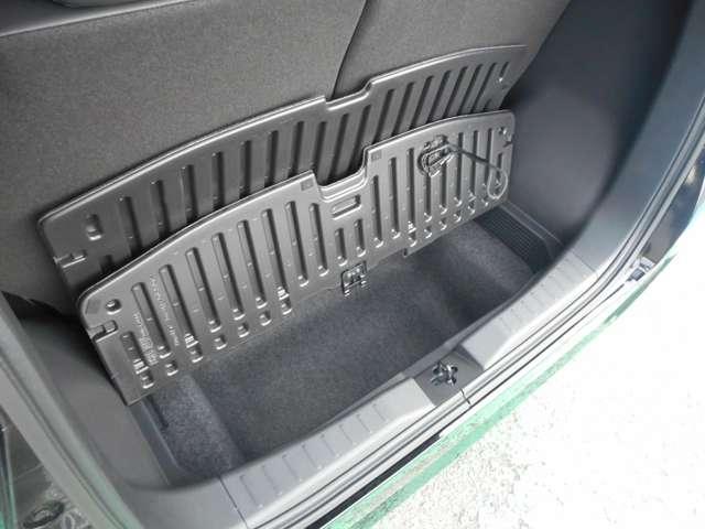 デイズ 660 ハイウェイスターGターボ 当社試乗車UP・15インチアルミホイール 禁煙 車線逸脱 インテリジェントアラウンドビューモニター LED ナビTV スマートキー エアバック キーフリー サイドカメラ バックカメラ パワーステアリング フルオートエアコン メモリーナビ(18枚目)