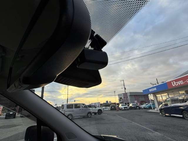 デイズ 660 ハイウェイスターX プロパイロット エディション スマートキー&プッシュスタート LEDヘッド レーダークルーズ 盗難防止装置 ワンオ-ナ- アイドリングストップ LKAS ドラレコ パワーステアリング 点検記録簿 オートエアコン Bカメラ ワンセグ(16枚目)