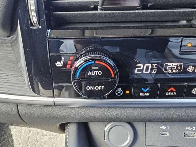 シートヒーターも付いてます。