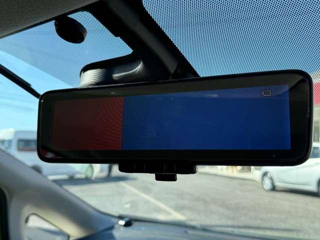 ノート 1.2 e-POWER メダリスト 被害軽減ブレーキ TVナビ ドライブレコーダ バックモニター インテリキー アイドリングストップ 盗難防止装置 LEDランプ 車線逸脱警報システム ワンオーナー キーフリー アルミホイール 記録簿(8枚目)