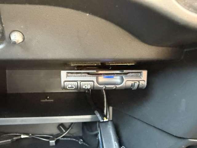 ノート 1.2 e-POWER メダリスト 被害軽減ブレーキ TVナビ ドライブレコーダ バックモニター インテリキー アイドリングストップ 盗難防止装置 LEDランプ 車線逸脱警報システム ワンオーナー キーフリー アルミホイール 記録簿(10枚目)