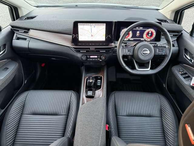 オーラ 1.2 G レザーエディション ワンオーナ 追突防止 レーダークルーズ 車線逸脱警報装置 LED 盗難防止 記録簿 バックモニター ETC インテリジェントキー メモリーナビゲーション AW キーレスエントリー オートエアコン(4枚目)