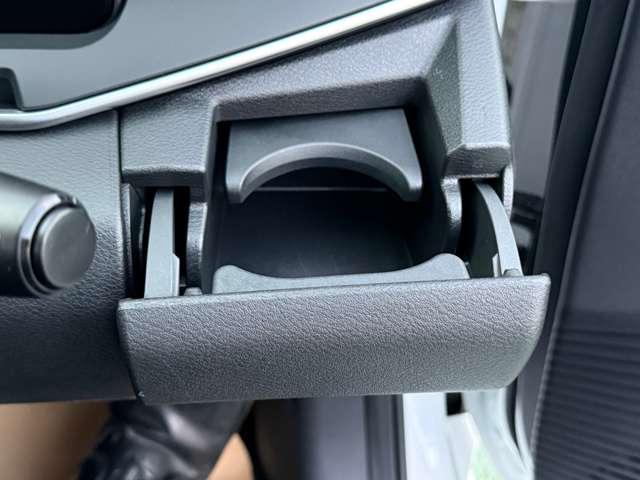 オーラ 1.2 G レザーエディション ワンオーナ 追突防止 レーダークルーズ 車線逸脱警報装置 LED 盗難防止 記録簿 バックモニター ETC インテリジェントキー メモリーナビゲーション AW キーレスエントリー オートエアコン(16枚目)