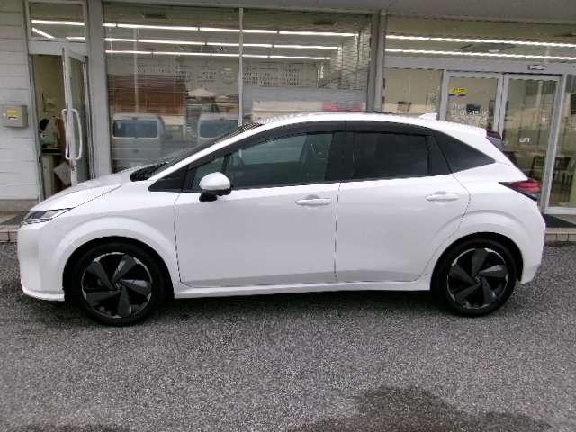 オーラ １．２　Ｇ　レザーエディション　日産コネクトナビ　アラウンドビューモニタ　ワンオーナ　追突防止　レーダークルーズ　車線逸脱警報装置　ＬＥＤ　ドライブレコーダー　盗難防止　記録簿　バックモニター　ＥＴＣ　インテリジェントキー　メモリーナビゲーション　ＡＷ　キーレスエントリー（3枚目）