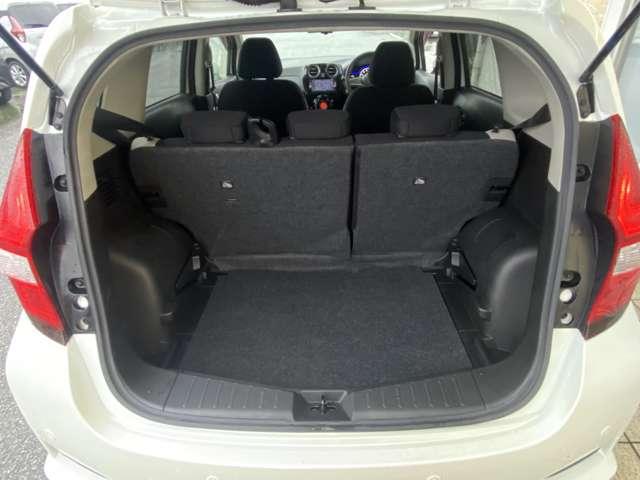 ノート 1.2 e-POWER X スマートミラー メモリーナビゲーション 360°カメラ 記録簿付 Rカメラ 運転席助手席エアバック レーンキープ AUTOエアコン 1オーナー ナビTV サイドカメラ 運転席エアバッグ キーレスエントリー LEDヘッド ドラレコ パワステ(11枚目)