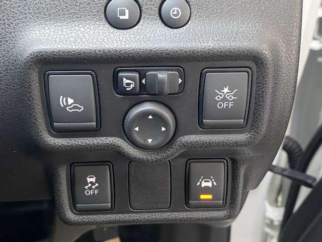 ノート 1.2 e-POWER X スマートミラー メモリーナビゲーション 360°カメラ 記録簿付 Rカメラ 運転席助手席エアバック レーンキープ AUTOエアコン 1オーナー ナビTV サイドカメラ 運転席エアバッグ キーレスエントリー LEDヘッド ドラレコ パワステ(18枚目)