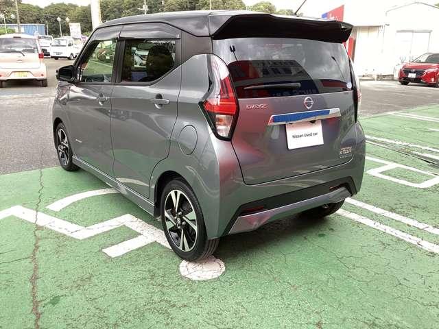 デイズ 660 ハイウェイスターGターボ プロパイロット エディション 前後ドラレコ・純正9インチナビ・ETC アルミ エアバック ETC車載器 LEDヘッドライト レーダークルーズ インテリジェントキー レーンアシスト キーレス ドライブレコーダー サイドカメラ アイドリングストップ エアコン メモリ-ナビ(3枚目)