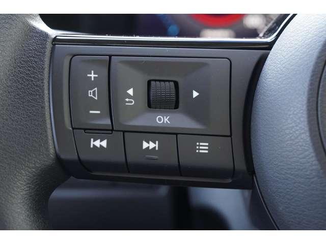 ノート 1.2 X 当社試乗車アップ ニッサンコネクトナビ リアカメラ 衝突被害軽減ブレ-キ 全方位カメラ 禁煙車 LEDヘッドライト レーンアシスト インテリジェントキー ワンオーナー アイドリングストップ 整備記録簿 盗難防止システム サイドカメラ ABS(6枚目)