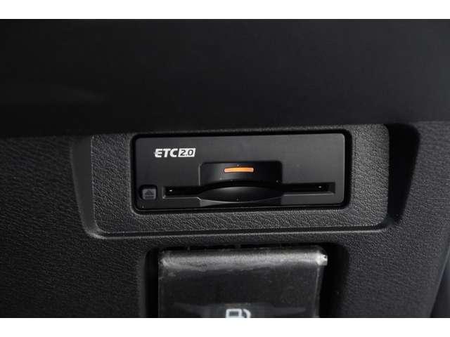 ノート 1.2 X 当社試乗車アップ ニッサンコネクトナビ リアカメラ 衝突被害軽減ブレ-キ 全方位カメラ 禁煙車 LEDヘッドライト レーンアシスト インテリジェントキー ワンオーナー アイドリングストップ 整備記録簿 盗難防止システム サイドカメラ ABS(9枚目)