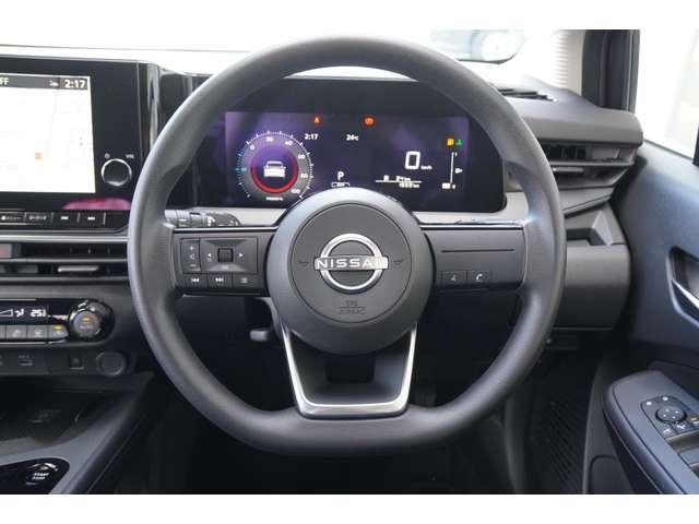 ノート 1.2 X 当社試乗車アップ ニッサンコネクトナビ リアカメラ 衝突被害軽減ブレ-キ 全方位カメラ ETC付 禁煙車 LEDヘッドライト レーンアシスト インテリジェントキー ワンオーナー アイドリングストップ 整備記録簿 盗難防止システム TVナビ(5枚目)