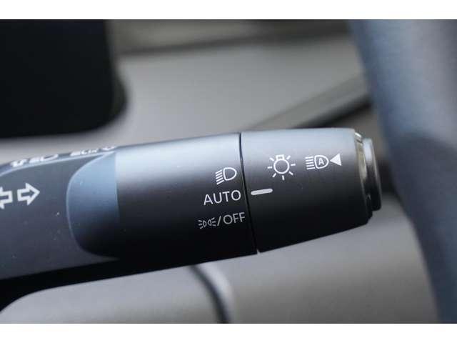 ノート 1.2 X 当社試乗車アップ ニッサンコネクトナビ リアカメラ 衝突被害軽減ブレ-キ 全方位カメラ ETC付 禁煙車 LEDヘッドライト レーンアシスト インテリジェントキー ワンオーナー アイドリングストップ 整備記録簿 盗難防止システム TVナビ(19枚目)