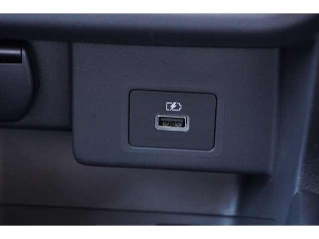 キックス 1.2 X ツートーン インテリアエディション (e-POWER) 当社試乗車アップ 純正ナビ レーダークルーズ 禁煙 被害軽減ブレーキ LEDヘッドライト アラウンドビューモニター インテリジェントキー アイドリングストップ メモリ-ナビ エアコン パワステ キーレス パワーウィンドウ ABS(14枚目)