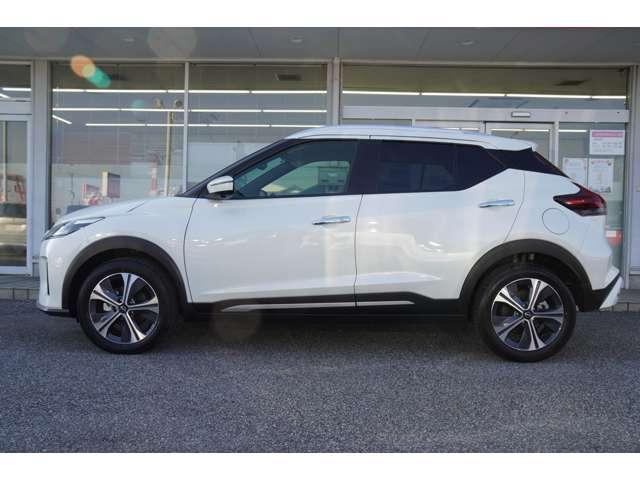 キックス 1.2 X ツートーン インテリアエディション (e-POWER) 当社試乗車アップ 純正ナビ レーダークルーズ 禁煙 被害軽減ブレーキ LEDヘッドライト アラウンドビューモニター インテリジェントキー アイドリングストップ メモリ-ナビ エアコン パワステ キーレス パワーウィンドウ ABS(19枚目)