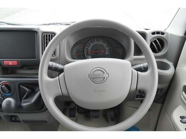 クリッパーバン 660 GX ハイルーフ 4WD 5MT シートヒーター ハイビームアシスト 衝突軽減ブレーキ ワンオーナー レーンアシスト エアコン 4WD LEDヘッド キーレス Wエアバッグ パワステ ABS(5枚目)