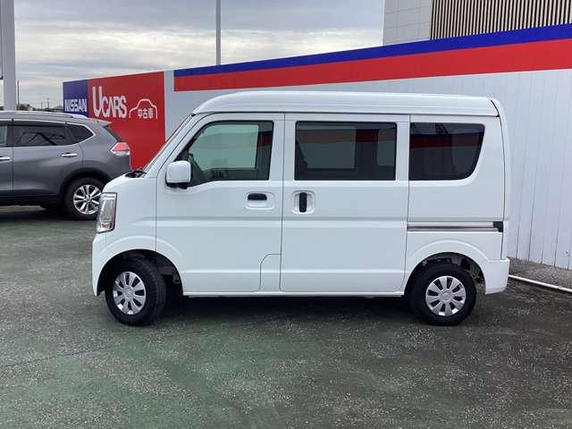 クリッパーバン 660 DX GLパッケージ ハイルーフ フロントパワーウインドウ インテリジェントエマージェンシーブレーキ LEDヘッドランプ キーレス パワーウィンドウ レーンアシスト アイドリングストップ パワステ 運転席エアバック 助手席エアバック エアコン(8枚目)