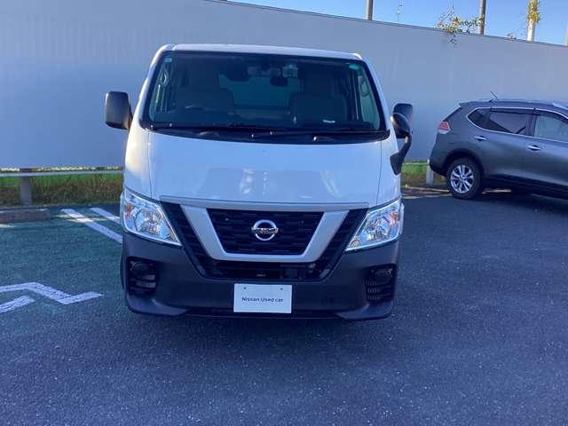 NV350キャラバンバン 2.0 DX ロングボディ ・雹害車 ブレーキサポート ワンオ-ナ-車 整備記録簿 キーレスリモコン パワーウインド ETC車載器 盗難防止装置 AC エアバック PS ABS付(2枚目)