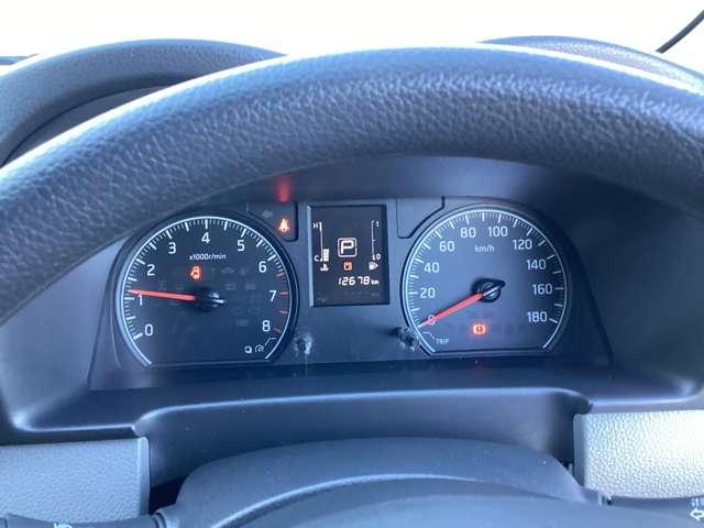 NV350キャラバンバン 2.0 DX ロングボディ ・雹害車 ブレーキサポート ワンオ-ナ-車 整備記録簿 キーレスリモコン パワーウインド ETC車載器 盗難防止装置 AC エアバック PS ABS付(5枚目)