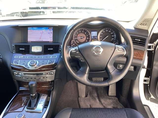 当店の展示車はすべてルームクリーニング済みです☆是非シートに座って室内もしっかりご確認ください！