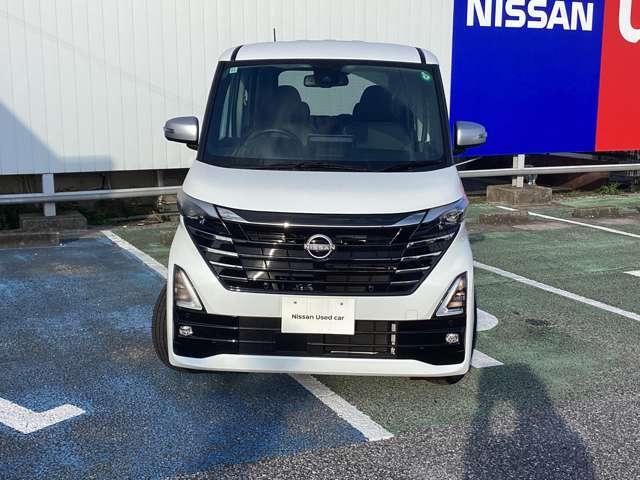 ルークス ６６０　ハイウェイスターＧターボ　アーバンクロム　メモリーナビゲーション　ターボ車　レーダークルーズ　１オーナー　バックカメラ　衝突被害軽減システム　アイドリングストップ　全周囲カメラ　盗難防止　スマートキー　アルミホイール　車線逸脱警報　キーレス（6枚目）