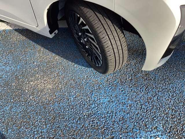 ルークス ６６０　ハイウェイスターＧターボ　アーバンクロム　メモリーナビゲーション　ターボ車　レーダークルーズ　１オーナー　バックカメラ　衝突被害軽減システム　アイドリングストップ　全周囲カメラ　盗難防止　スマートキー　アルミホイール　車線逸脱警報　キーレス（7枚目）