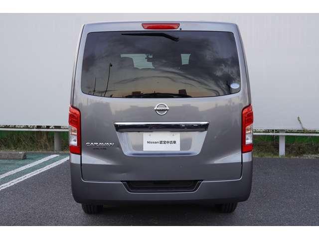 NV350キャラバンワゴン 2.5 GX ロングボディ 低床 日産メモリーナビ アラウンドビューモニタ インテリキー アラウンドビュー 助手席エアバック エアコン エアバック キーレスエントリー ナビTV パワーウィンドウ パワーステアリング 左パワースライドドア ABS バックモニター LEDライト(18枚目)