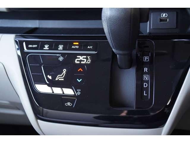 ルークス ６６０　Ｘ　・助手席側パワースライドドア・撥水シート　アラモニ　前後衝突軽減ブレーキ　ワンオーナー車　テレビ　車線逸脱防止　ＥＴＣ　スマートキー　定期点検記録簿　キーフリー　ドライブレコーダー　ｉ－ｓｔｏｐ　フルオートエアコン　パワーウインドウ　盗難防止（17枚目）