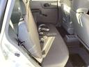 足元ゆったりの後部座席！大人二人が並んで座っても広々空間でドライブをお楽しみいただけます☆