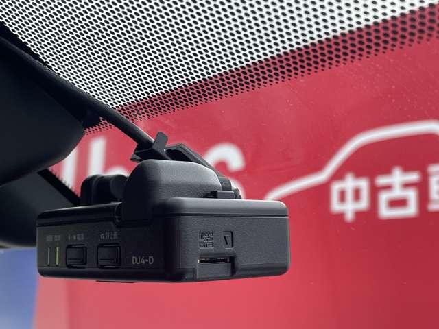 エクストレイル ２．０　２０Ｘｉ　２列車　アイドリングストップ車　ＬＥＤヘットライト　Ｒカメラ　盗難防止装置　インテリキー　レーンキープアシスト　ドライブレコーダー　記録簿　キーフリー　１オーナー　ＴＶナビ　オートエアコン　アルミホイール（13枚目）