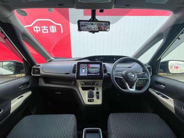 セレナ １．２　ｅ－ＰＯＷＥＲ　ハイウェイスター　Ｖ　３６０°カメラ　エマジェンシーブレーキ　１オナ　スマキー　バックカメラ　ＬＥＤ　レーンアシスト　点検記録簿付　ＥＴＣ　ドラレコ　イモビ　サイドカーテンエアバック　フルオートエアコン　アルミホイール（4枚目）