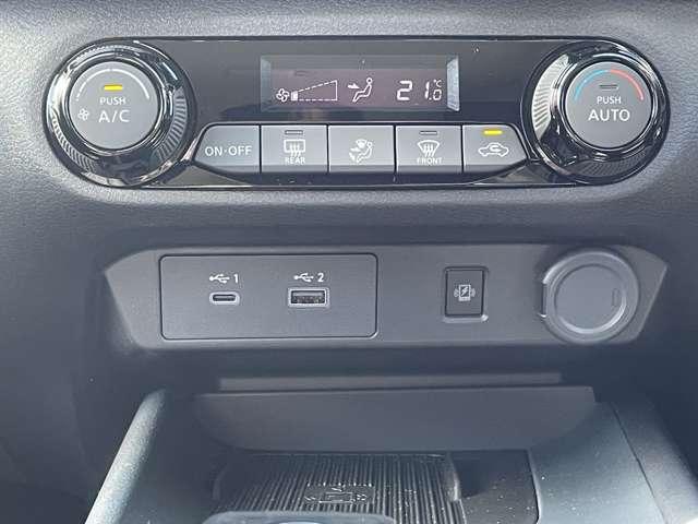 ノート 1.2 X リアカメラ 衝突被害軽減ブレ-キ 全方位カメラ ETC付 LEDヘッドライト レーンアシスト インテリジェントキー ワンオーナー 整備記録簿 盗難防止システム ワンセグTV TVナビ サイドカメラ(9枚目)