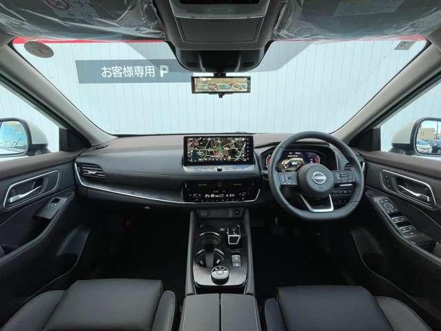 エクストレイル １．５　Ｇ　ｅ－４ＯＲＣＥ　４ＷＤ　１オーナー　ＬＥＤヘッドランプ　ナビＴＶ　スマートキー　レーダークルーズ　ＬＫＡ　キーフリー　ＥＴＣ　４ＷＤ　アルミホイール　メモリーナビ　記録簿　バックカメラ　サイドカメラ　盗難防止システム　ＰＳ（4枚目）