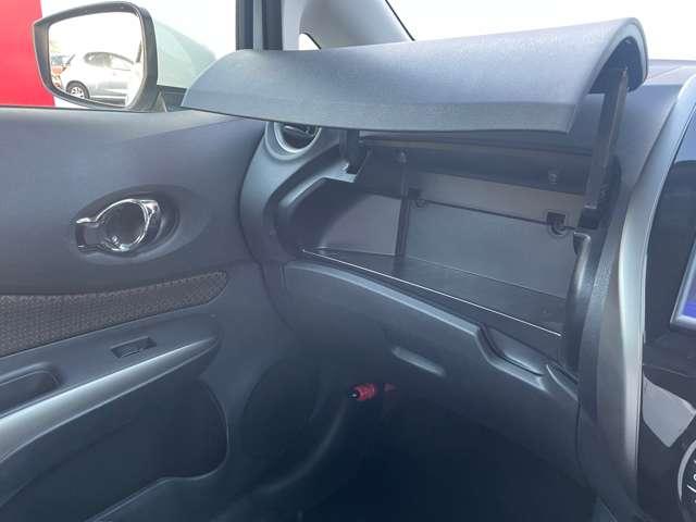 ノート 1.2 メダリスト イモビライザー Aストップ インテリキー オートエアコン 左右エアバック バックビューモニター メモリーナビ 車線逸脱防止 1オーナー ナビTV LEDヘッドライト パワーウインドー パワステ ABS(13枚目)