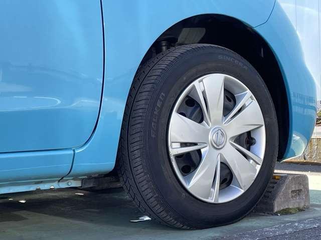 マーチ 1.2 S 1セグTV メンテナンスノート 衝突軽減ブレーキ 運転席助手席エアバック キーレス バックモニター ETC ドラレコ ナビTV パワーウインド メモリーナビゲーション オートエアコン 盗難防止装置(8枚目)