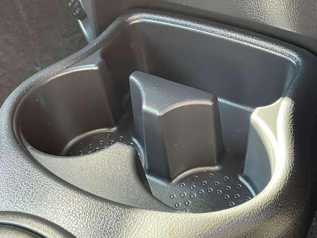 マーチ 1.2 S 1セグTV メンテナンスノート 衝突軽減ブレーキ 運転席助手席エアバック キーレス バックモニター ETC ドラレコ ナビTV パワーウインド メモリーナビゲーション オートエアコン 盗難防止装置(15枚目)