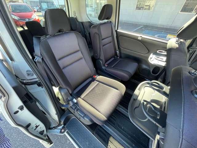 セレナ １．２　ｅ－ＰＯＷＥＲ　ハイウェイスター　Ｖ　３６０°カメラ　エマジェンシーブレーキ　１オナ　寒冷地仕様　スマキー　バックカメラ　ＬＥＤ　レーンアシスト　点検記録簿付　ＥＴＣ　ドラレコ　イモビ　サイドカーテンエアバック　フルオートエアコン　ＡＢＳ（15枚目）