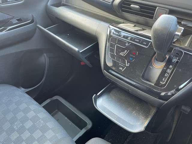 デイズ ６６０　ハイウェイスターＸ　純正ナビ　バックモニター　付　ブレーキサポート　ＬＥＤ　ドライブレコーダー　イモビライザー　１オーナー　インテリジェントキー　バックカメラ　ナビＴＶ　アイドリングストップ　オートエアコン　デュアルエアバッグ　記録簿　アルミホイール（12枚目）