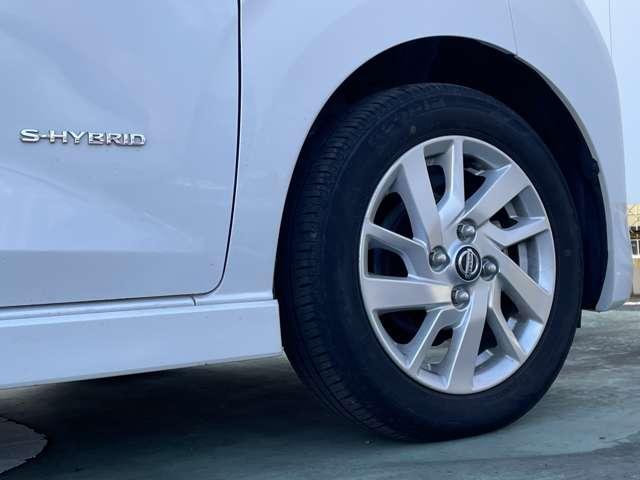 デイズ ６６０　ハイウェイスターＸ　純正ナビ　バックモニター　付　ブレーキサポート　ＬＥＤ　ドライブレコーダー　イモビライザー　１オーナー　インテリジェントキー　バックカメラ　ナビＴＶ　アイドリングストップ　オートエアコン　デュアルエアバッグ　記録簿　アルミホイール（17枚目）