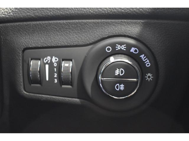 リミテッド 衝突軽減ブレーキ 障害物センサー前後 アダプティブクルーズコントロール レーンキープアシスト ブラインドスポットアラート ETC2.0 レザーシート Bluetooth接続可 バックカメラ(26枚目)