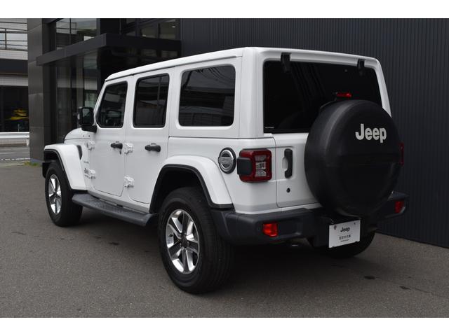 ジープ・ラングラーアンリミテッド サハラ　認定中古車保証付　整備付　　禁煙車　１８インチアルミホイール　　フルセグ　ＥＴＣ　バックカメラ　フロントカメラ　サイドカメラ　サイドステップ　アルパインサウンドシステム　ＡＣＣ　ドライブレコーダー（9枚目）