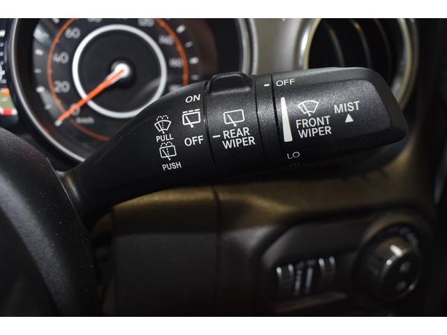 ジープ・ラングラーアンリミテッド サハラ　認定中古車保証付　整備付　　禁煙車　１８インチアルミホイール　　フルセグ　ＥＴＣ　バックカメラ　フロントカメラ　サイドカメラ　サイドステップ　アルパインサウンドシステム　ＡＣＣ　ドライブレコーダー（21枚目）