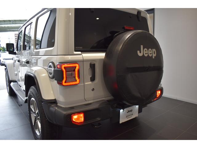 ジープ・ラングラーアンリミテッド サハラ　認定中古車保証付　整備付　　禁煙車　１８インチアルミホイール　　フルセグ　ＥＴＣ　バックカメラ　フロントカメラ　サイドカメラ　サイドステップ　アルパインサウンドシステム　ＡＣＣ　ドライブレコーダー（44枚目）