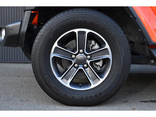 ジープ・ラングラーアンリミテッド サハラ パワートップ(15枚目)