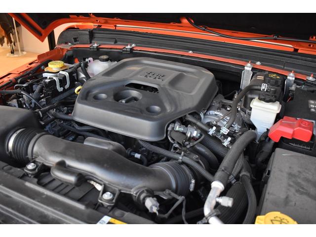 ジープ・ラングラーアンリミテッド サハラ パワートップ(17枚目)