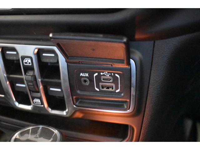 ジープ・ラングラーアンリミテッド サハラ パワートップ(30枚目)