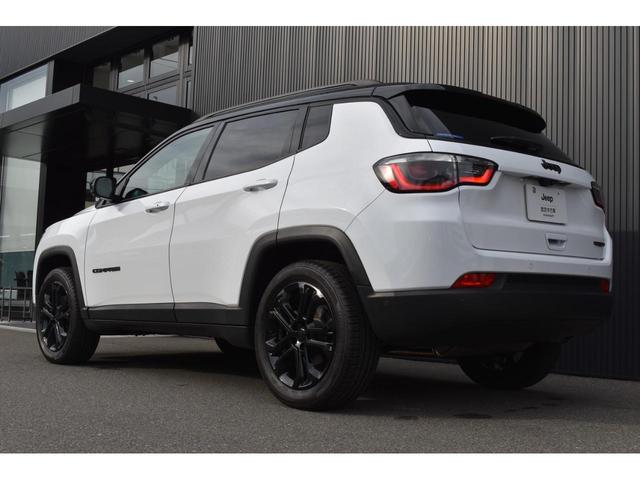 オンライン相談のご案内。ご自宅でリラックスしながら、専門スタッフと直接会話ができます。気になる車種や予算について、まずはお気軽にご相談ください。興味のあるクルマが見つかれば、その場で来店予約も可能です